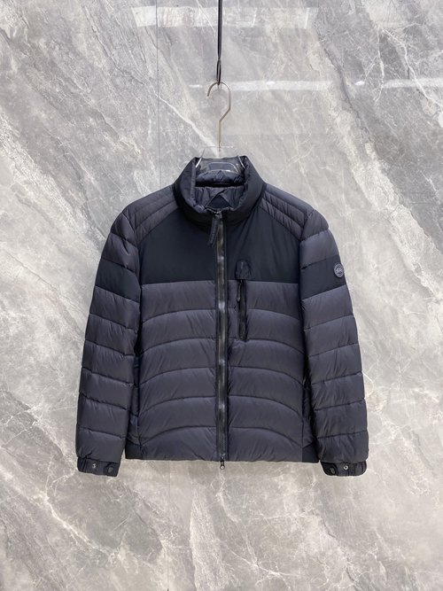 Canada Goose Lightweight Down Jacket with Windproof and Durable Design