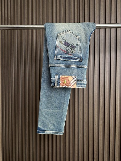 Burberry High-Quality Comfortable Slim Fit Denim Jeans