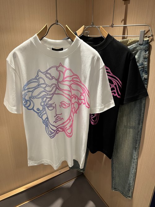 Versace Exquisite Heavy-Cotton Short-Sleeve T-Shirt with Printed Logo