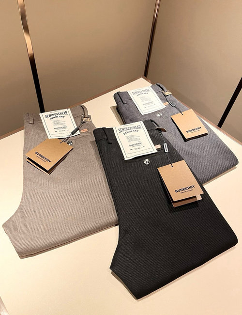 Burberry Classic Solid Casual Cashmere Straight Trousers