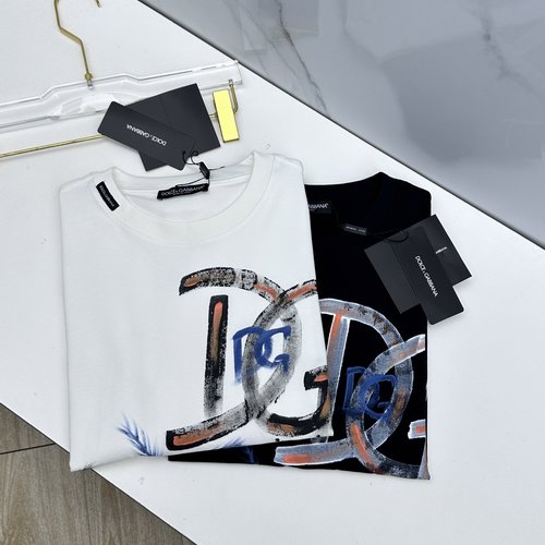 Dolce & Gabbana Graffiti Print Short Sleeve T-shirt