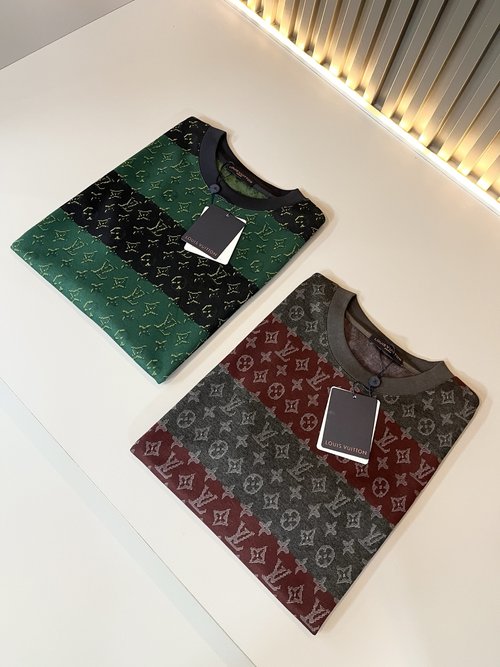 Louis Vuitton Imported Cotton Short-sleeved T-shirt with Logo