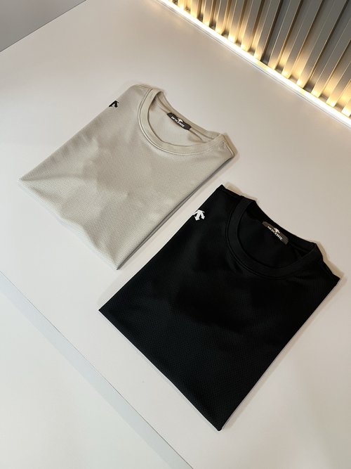 Descente Comfortable Logo-Pressed Athletic Short-Sleeve T-Shirt