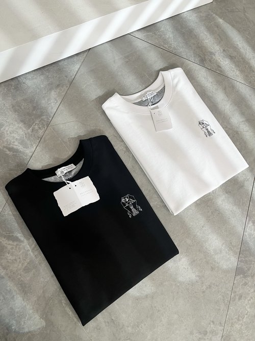 Loewe Fashionable Comfortable Short Sleeve T-Shirt with Logo Print