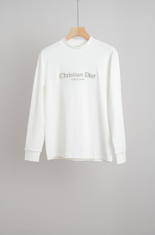 Dior Versatile Embroidered T-Shirt in Fine Fabric