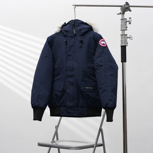 Canada Goose Pilot Hooded Down Jacket in Dark Blue