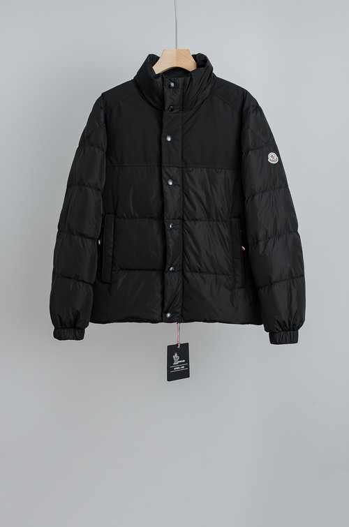 Moncler Waterproof and Windproof Down Jacket for Urban Areas