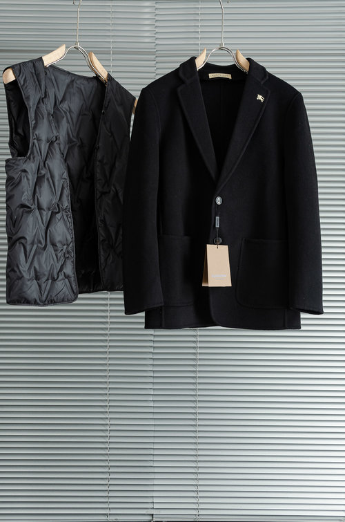 Burberry Detachable Down Vest Wool Suit for Business