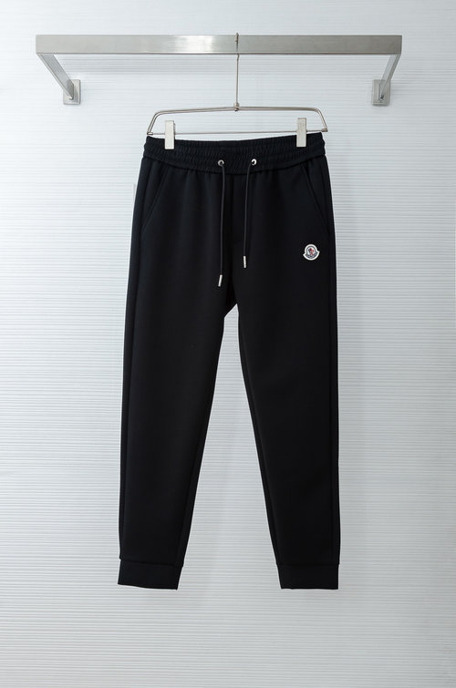 Moncler Durable Cotton Blend Stretch Trousers for Comfort