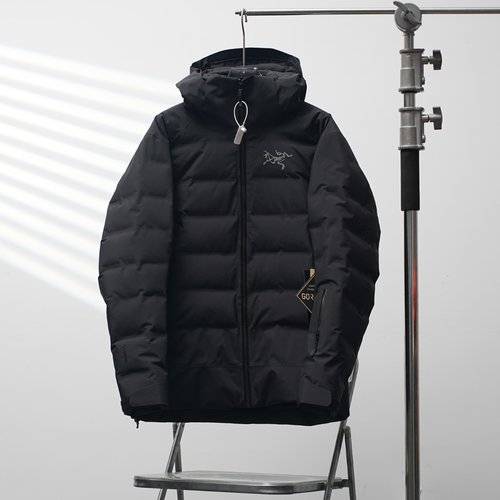 ArcTeryx Factory Directly Supplied Black Down Jacket with Zip