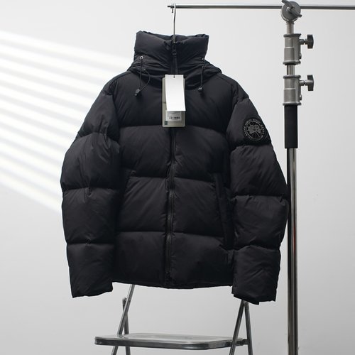 Canada Goose Black Puffy Fogs Hooded Down Jacket